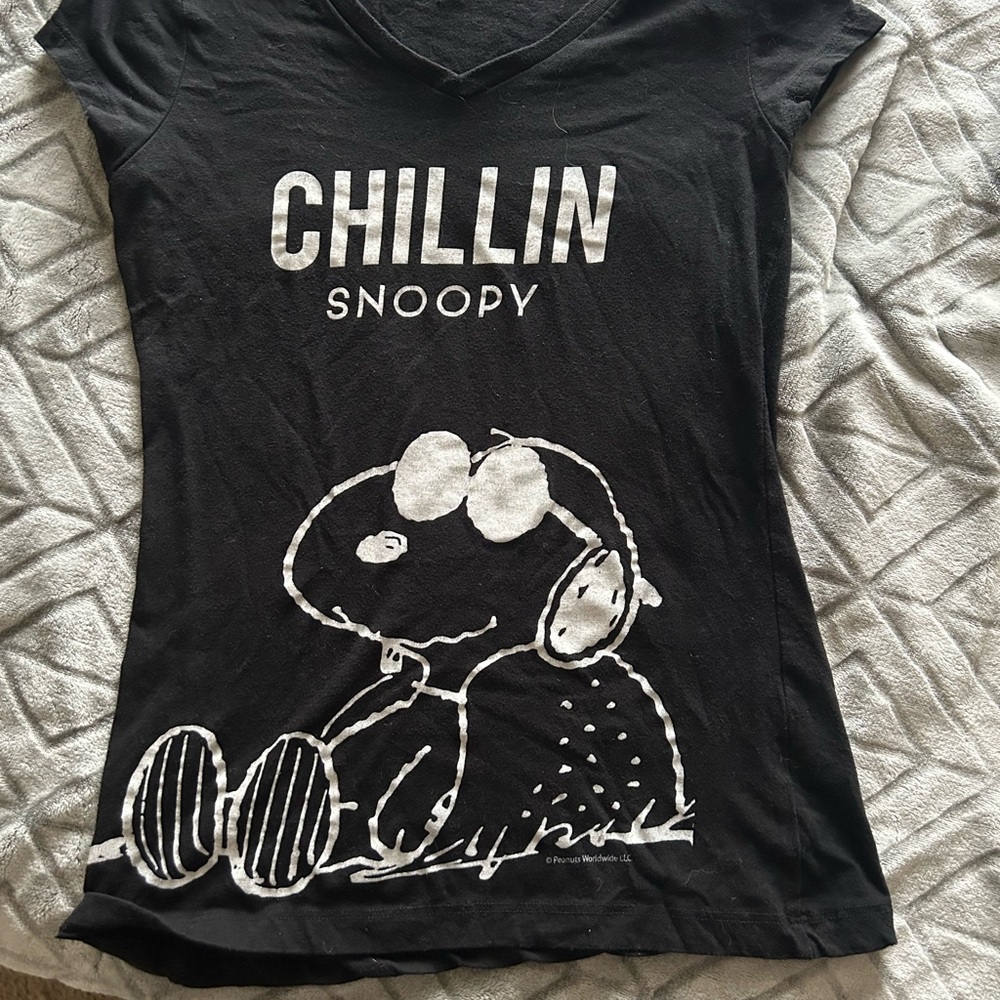 Snoopy 'Chillin' Black Kids T-Shirt
